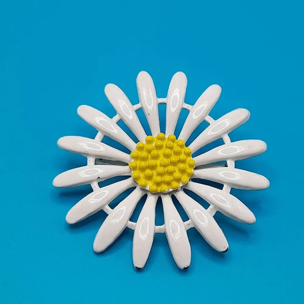 Vintage White Yellow Enamel Daisy Brooch, 1960s Flower Power, 2 Inches